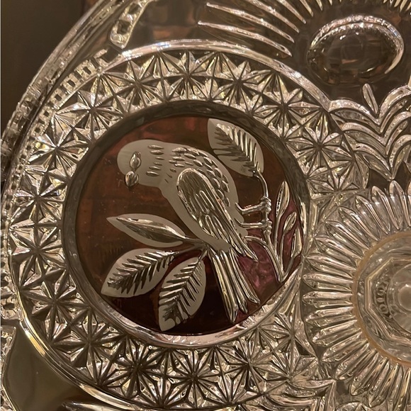 HOFBAUER BYRDES CRYSTAL, RED BIRDS, PEDESTAL CAKE PLATE - Picture 2 of 5